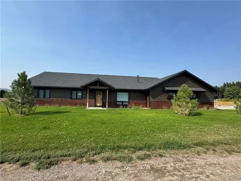 26 Mallard Dr, Big Timber, MT 59011