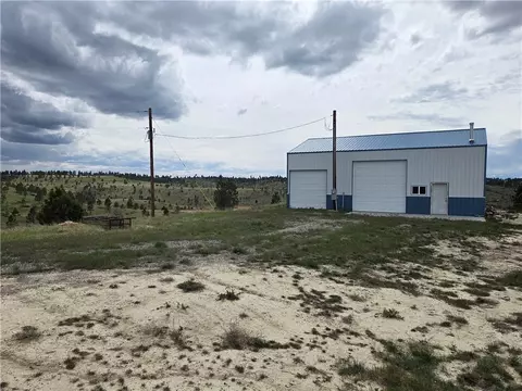17 Grassland Way, Roundup, MT 59072
