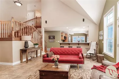 Living - 13960 N Cedar Cir, Molt, MT 59057 photo 2 of 4