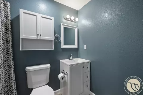 Bath - 7157 Lance St, Shepherd, MT 59079 photo 2 of 2