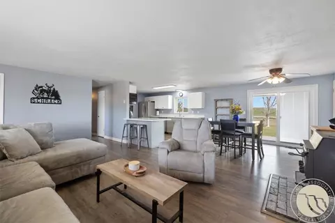 Living - 7157 Lance St, Shepherd, MT 59079 photo 5 of 5