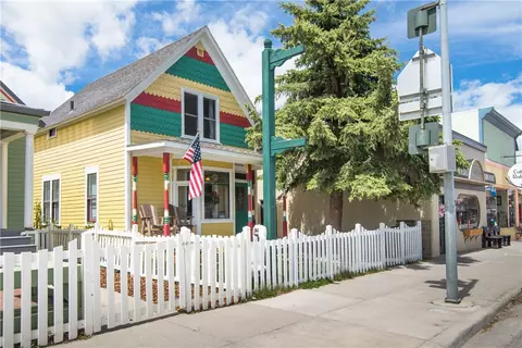 215 Broadway S, Red Lodge, MT 59068