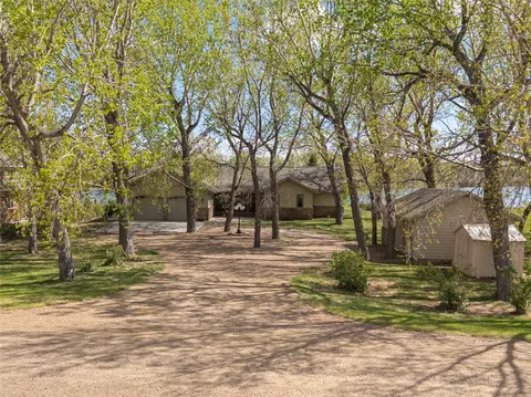 76 Idlewild Dr, Nashua, MT 59248
