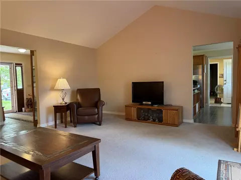 Living - 702 Boulder St, Big Timber, MT 59011 photo 2 of 3