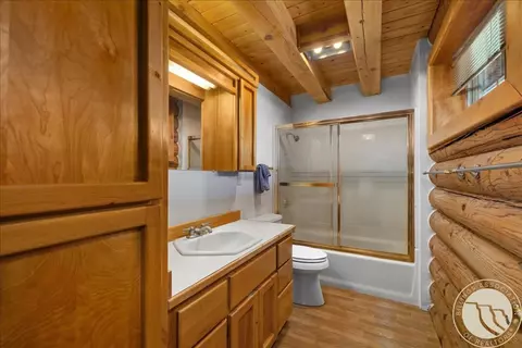 Bath - 25 Denali Cabin Ln, Roundup, MT 59072 photo 1 of 3