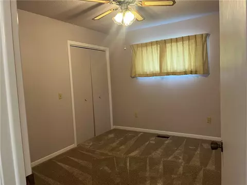 Bedroom - 802 10th St, Circle, MT 59215 photo 1 of 4