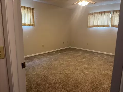 Bedroom - 802 10th St, Circle, MT 59215 photo 3 of 4