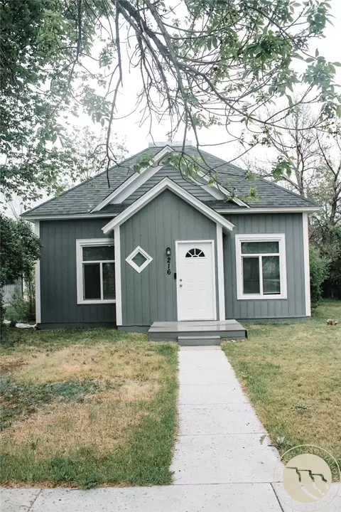 216 1st St W, Roundup, MT 59072