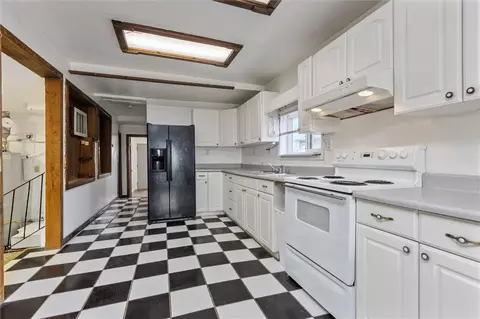 Kitchen - 103 Grauberger Ln, Acton, MT 59002 photo 5 of 5