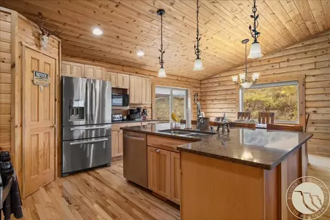 Kitchen - 112 Pishkun Rd, Fishtail, MT 59028 photo 3 of 3