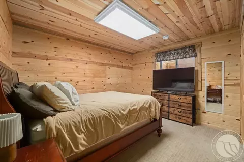 Bedroom - 112 Pishkun Rd, Fishtail, MT 59028 photo 4 of 5