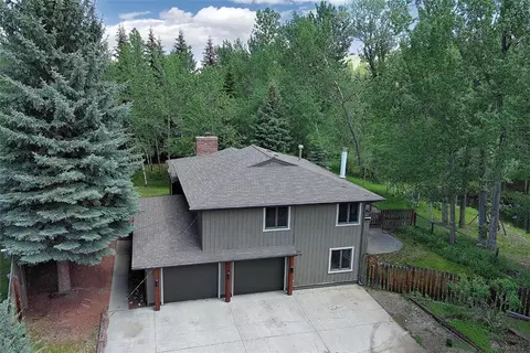 940 Park Ave S, Red Lodge, MT 59068