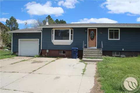 909 Olive Dr, Colstrip, MT 59323