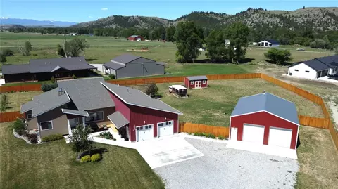 8 Culbertson Ln, Columbus, MT 59019