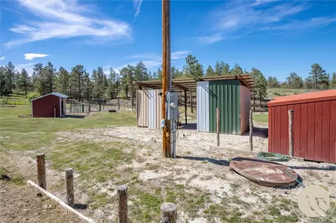 Exterior - 55 Loop Rd, Roundup, MT 59072 photo 8 of 9
