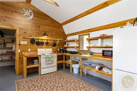 Kitchen - 55 Loop Rd, Roundup, MT 59072 photo 4 of 5