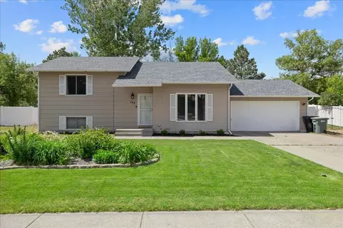 582 Mecca Dr, Billings, MT 59105