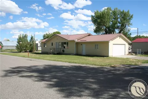 251 E 1st Ave N, Columbus, MT 59019
