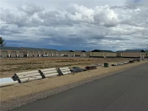 905 W Man Cave St, Billings, MT 59106