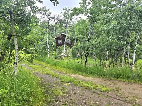 Exterior - 12 Rainbow Dr, Roscoe, MT 59071 photo 2 of 13