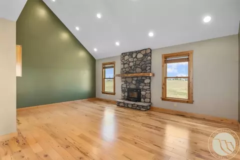 Living - 7420 Whitetail Run, Shepherd, MT 59079 photo 2 of 2