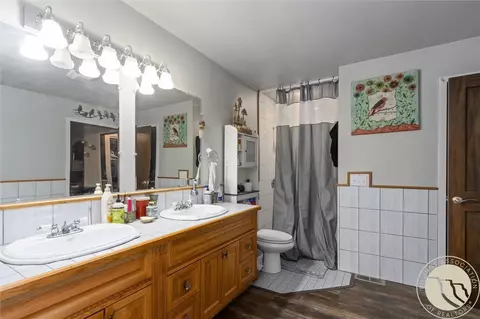 Bath - 148 Harvey, Melstone, MT 59054 photo 1 of 3