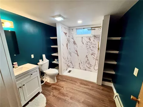 Bath - 206 E Stanton St, Plains, MT 59859 photo 4 of 5