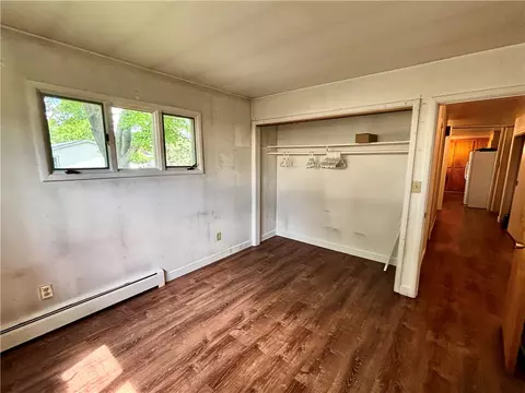 Bedroom - 206 E Stanton St, Plains, MT 59859 photo 4 of 6