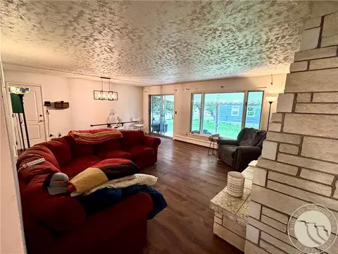 Living - 206 E Stanton St, Plains, MT 59859 photo 1 of 4