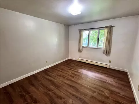 Bedroom - 206 E Stanton St, Plains, MT 59859 photo 1 of 6