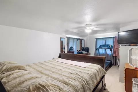 Bedroom - 1005 4th St W, Roundup, MT 59072 photo 2 of 4