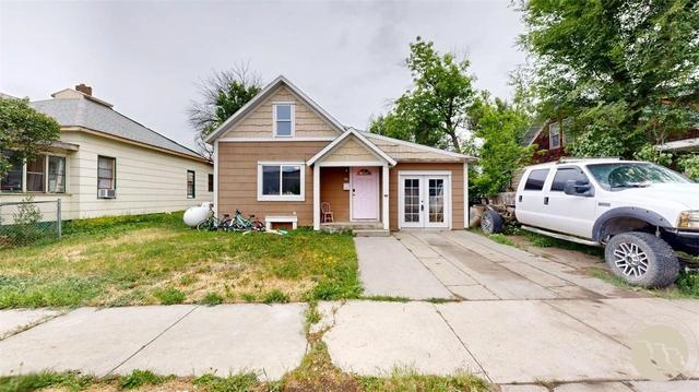 305 W 1st St, Roundup, MT 59072