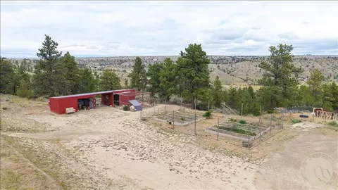 Exterior - 13605 N Ranchairo Rd, Molt, MT 59057 photo 9 of 10