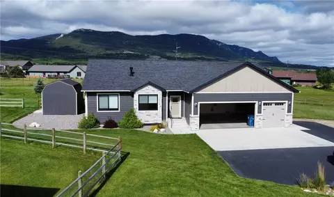 25 Meadowlark Dr, Red Lodge, MT 59068