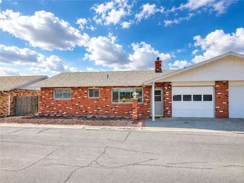 25 Heather Dr, Billings, MT 59105