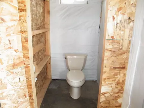 Bath - 448 W Parrot Creek Rd, Roundup, MT 59072 photo 1 of 1