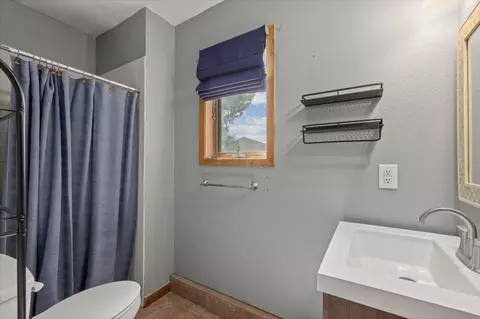 Bath - 1328 Beartooth Dr, Laurel, MT 59044 photo 3 of 3