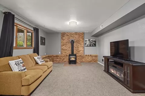 Living - 1328 Beartooth Dr, Laurel, MT 59044 photo 3 of 3