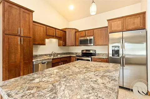 Kitchen - 5933 Foxtail W, Billings, MT 59106 photo 3 of 4
