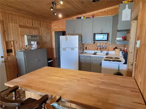 Kitchen - 46 Upper Reservoir Ln, Shawmut, MT 59078 photo 1 of 2