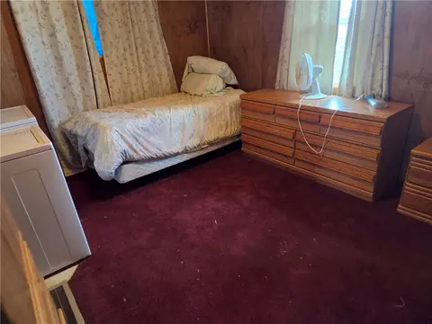 Bedroom - 46 Upper Reservoir Ln, Shawmut, MT 59078 photo 3 of 4
