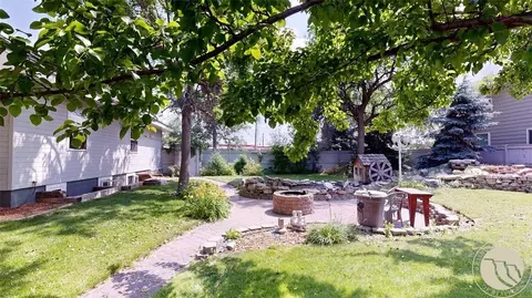 Exterior - 813 E 4th St, Laurel, MT 59044 photo 3 of 6