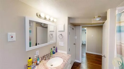 Bath - 813 E 4th St, Laurel, MT 59044 photo 1 of 1