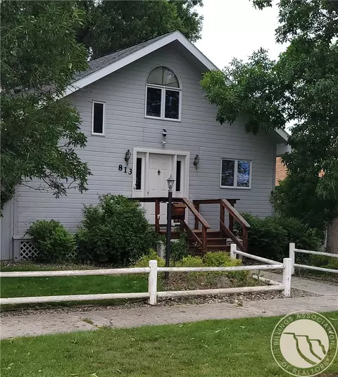 813 E 4th St, Laurel, MT 59044