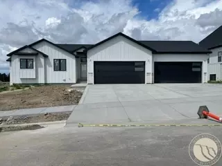 2966 Ridgefield Dr, Billings, MT 59106