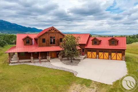 27 Creek Hill Ln, Red Lodge, MT 59068