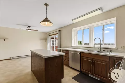 Kitchen - 7851 Spear Dr, Shepherd, MT 59079 photo 5 of 5