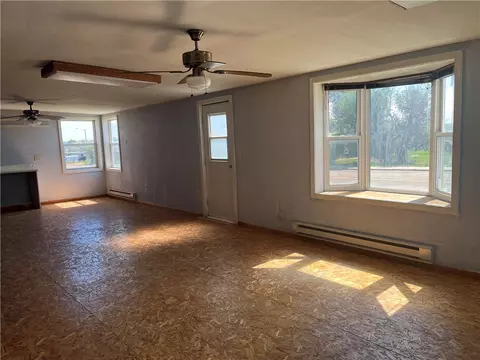 Living - 1306 B Ave, Circle, MT 59215 photo 2 of 6