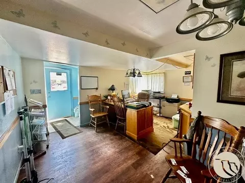 Entry Way - 303 E 1st St E #5-6, Roundup, MT 59072 photo 3 of 3