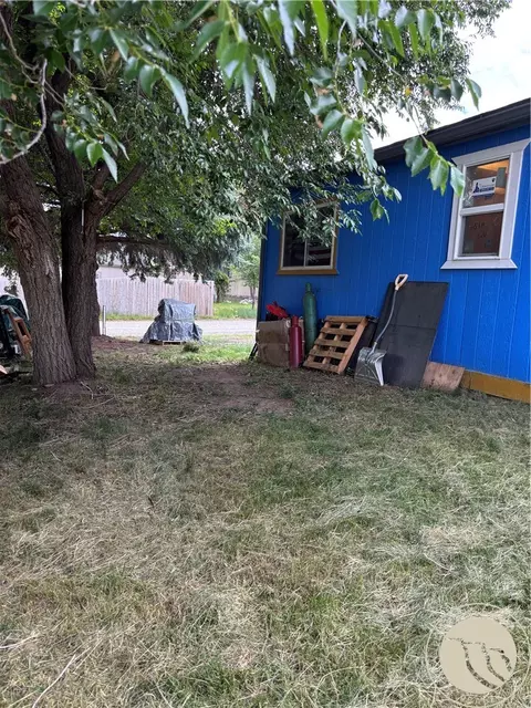 13 Helios Way, Emigrant, MT 59027